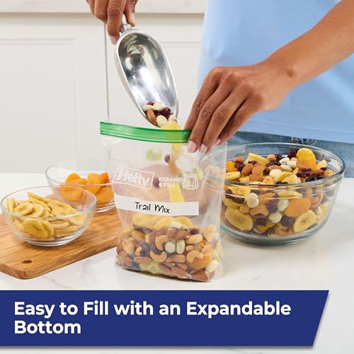 Save on Hefty XL Expandable Sandwich Bags, 130 Count - Image 6