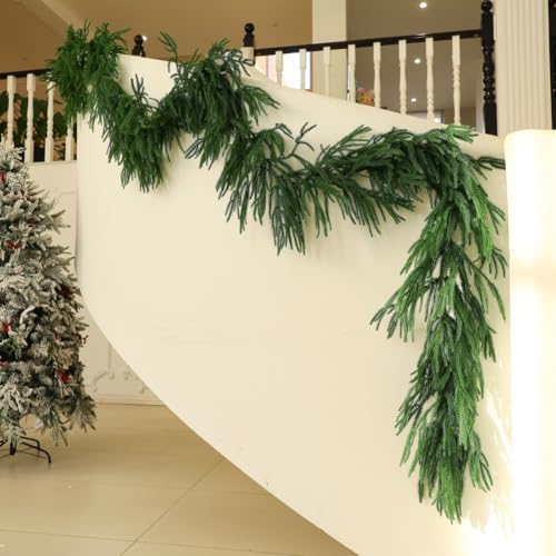 Save on 9FT Christmas Garland with Code J8TGTMGE