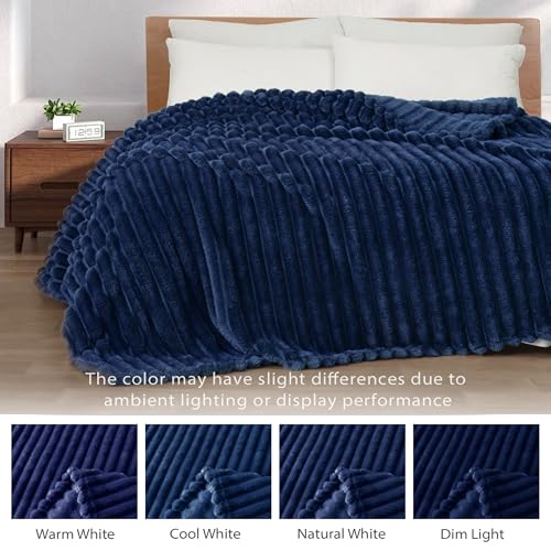 Exclusivo Mezcla Fleece Blanket Throw at 81% Off - Image 4