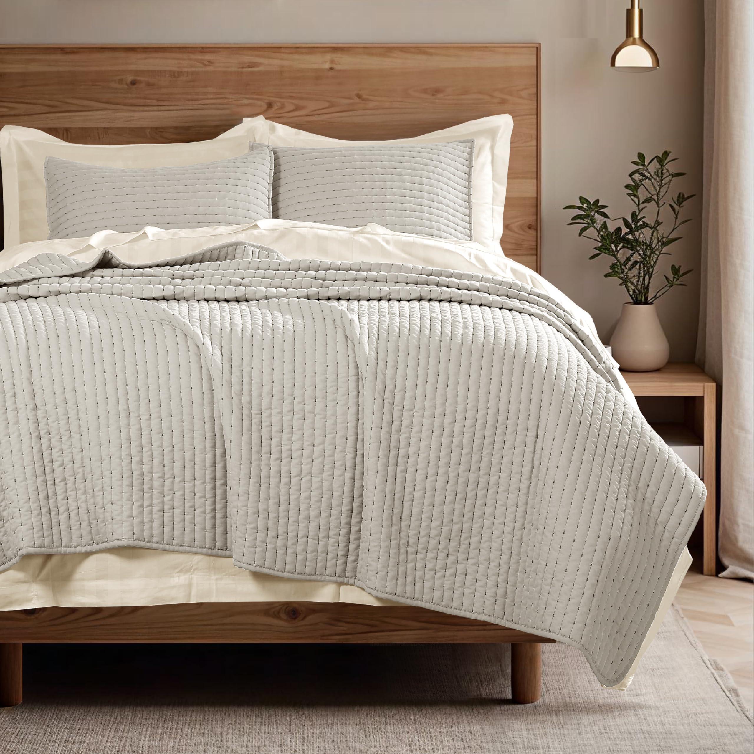 Save 55% on COOLXTRA Queen Quilt Set with Code NVQRXTCJ - Image 1